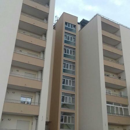 Apartamento Palazzo Del Mare Nápoles Exterior foto