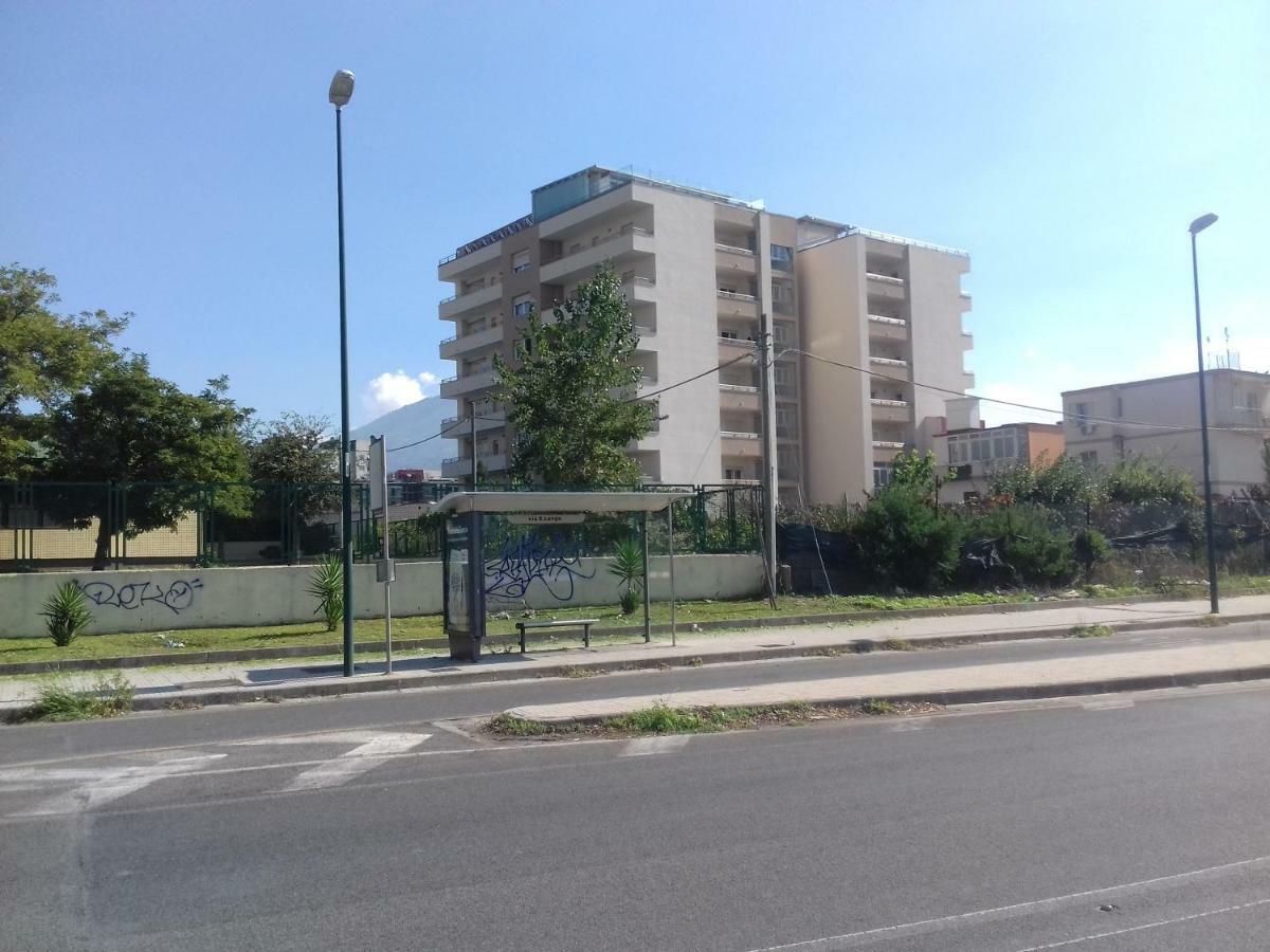Apartamento Palazzo Del Mare Nápoles Exterior foto